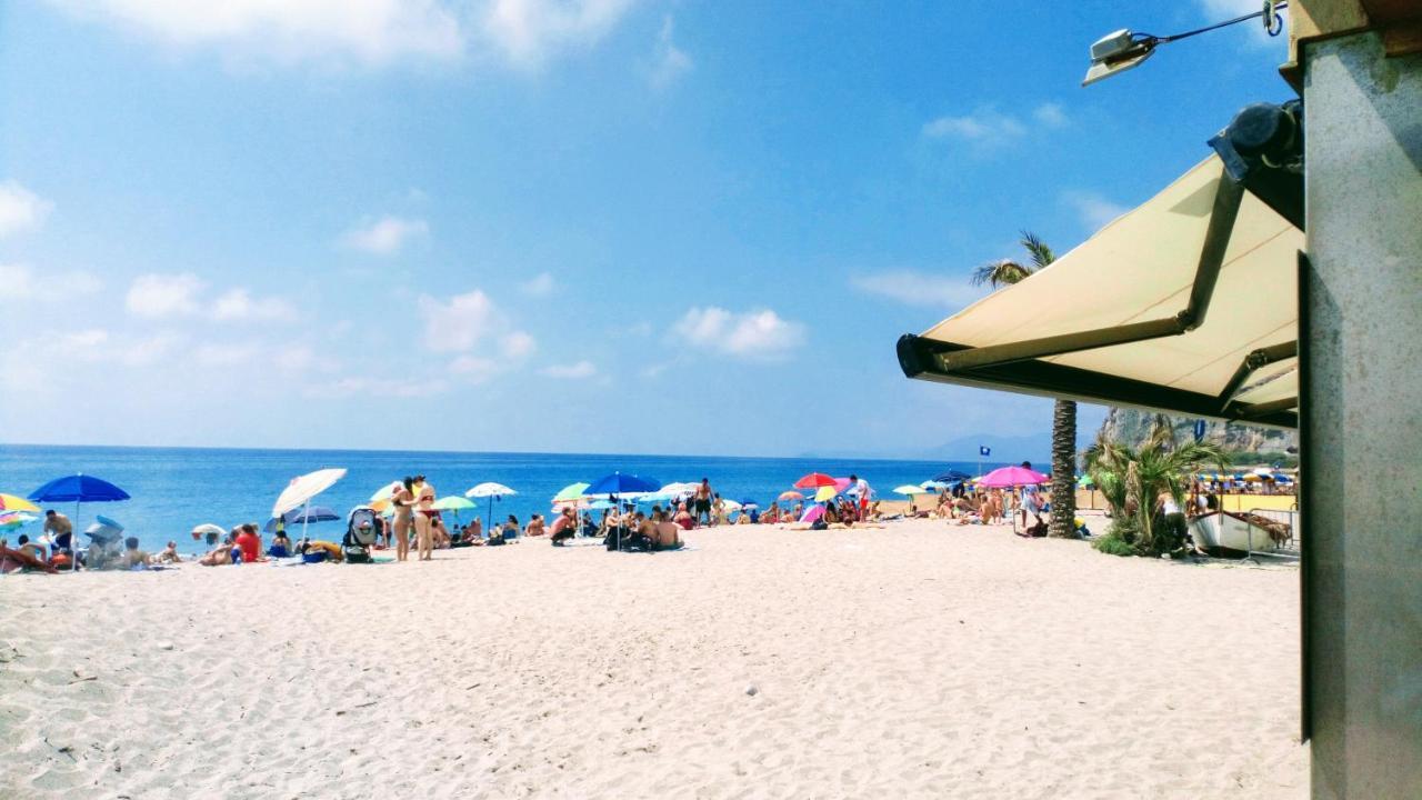 Casa Di Claude 2 Finalmarina Daire Finale Ligure Dış mekan fotoğraf