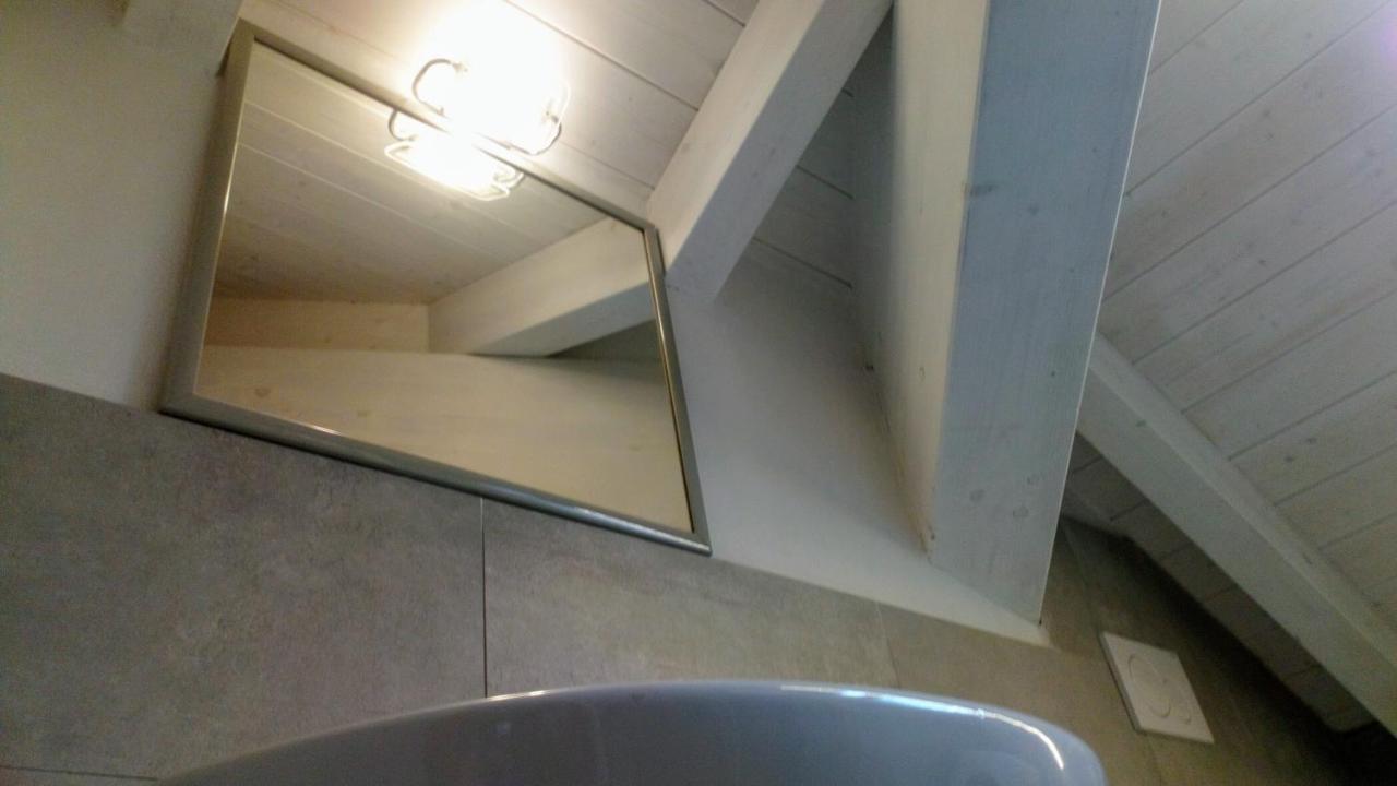 Casa Di Claude 2 Finalmarina Daire Finale Ligure Dış mekan fotoğraf