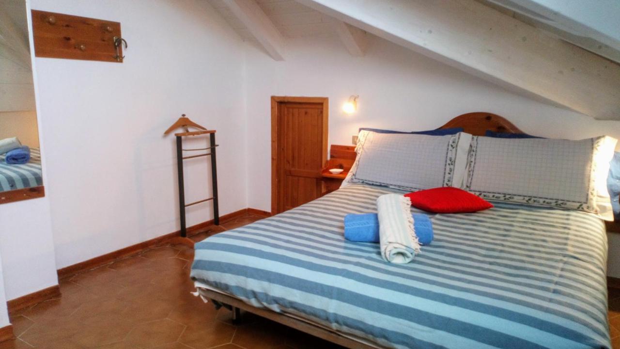 Casa Di Claude 2 Finalmarina Daire Finale Ligure Dış mekan fotoğraf