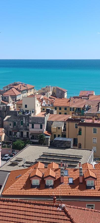Casa Di Claude 2 Finalmarina Daire Finale Ligure Dış mekan fotoğraf