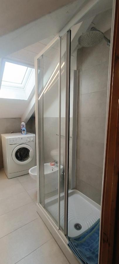 Casa Di Claude 2 Finalmarina Daire Finale Ligure Dış mekan fotoğraf